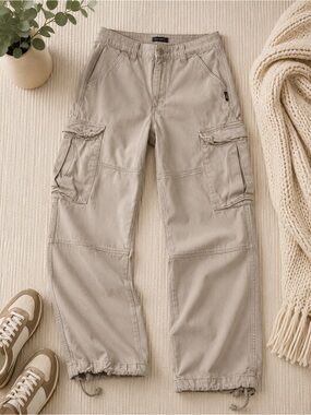 Men's silver jeans Cargo Pants in Light Khaki
